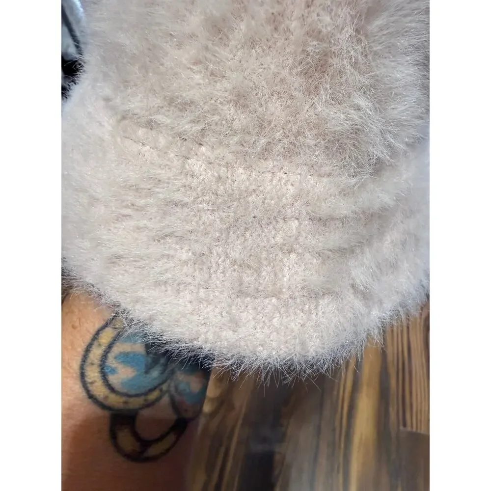 Urban Outfitters euc bucket